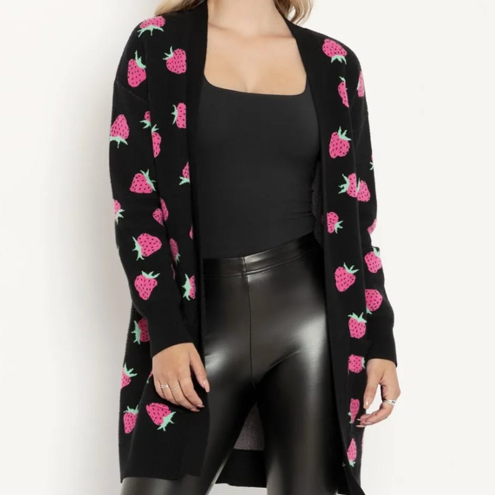 Blackmilk Strawberries Cardi (Size XS/S) Cardigan NWT